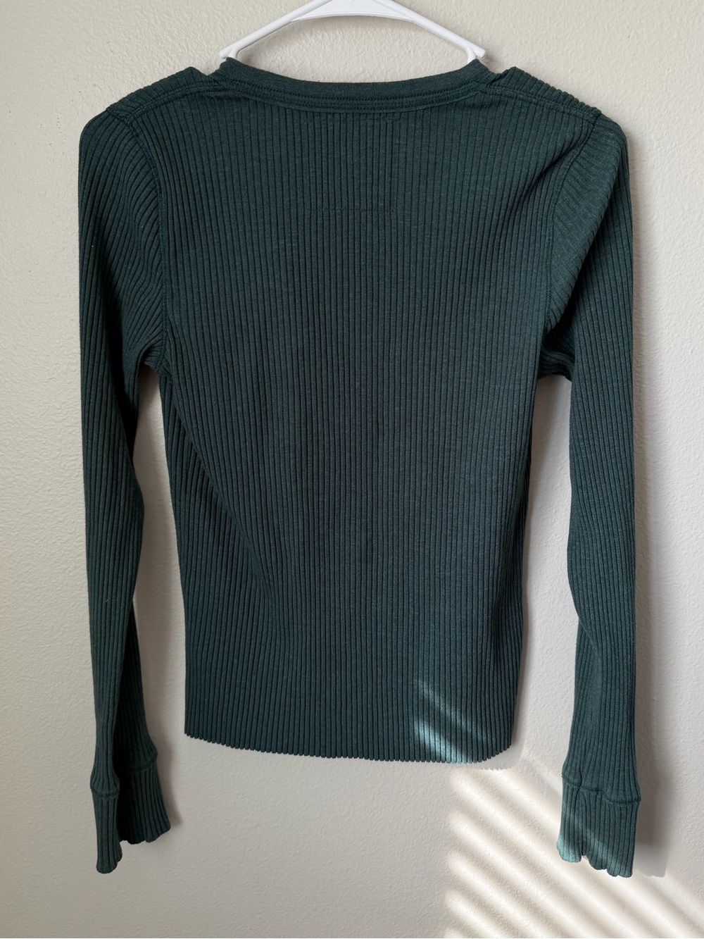 Aerie Fireside Henley Forest Green Women’s M Y2K Bella Swan - Picture 4 of 5